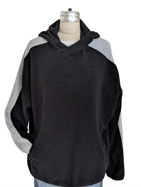 United Colors Of Benetton Other - Benetton Fleece Hoodie Size Large